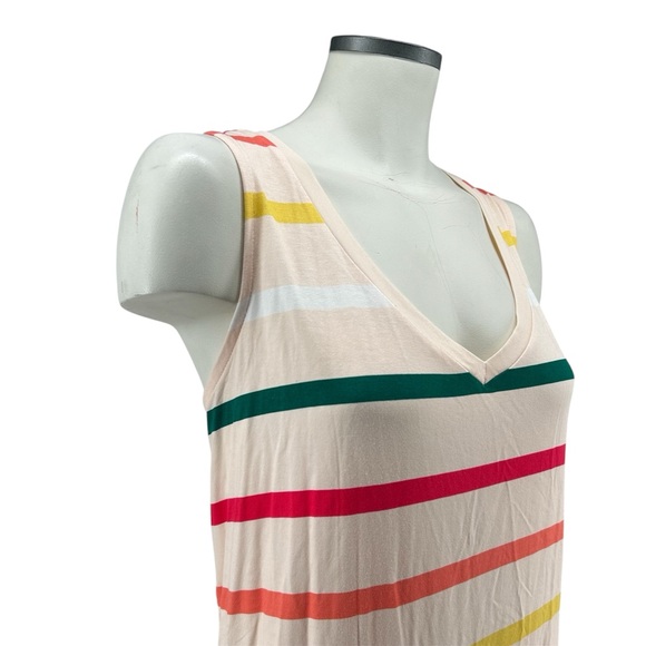 NWT Torrid Perfect Super Soft V-Neck Tank Size 3 3X - Picture 8 of 15